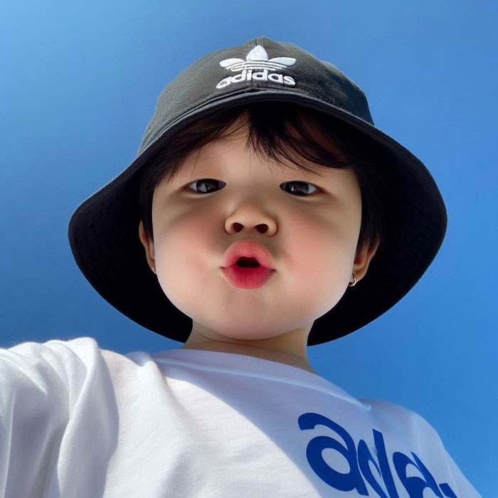 Avatar em bé cute tấu hề