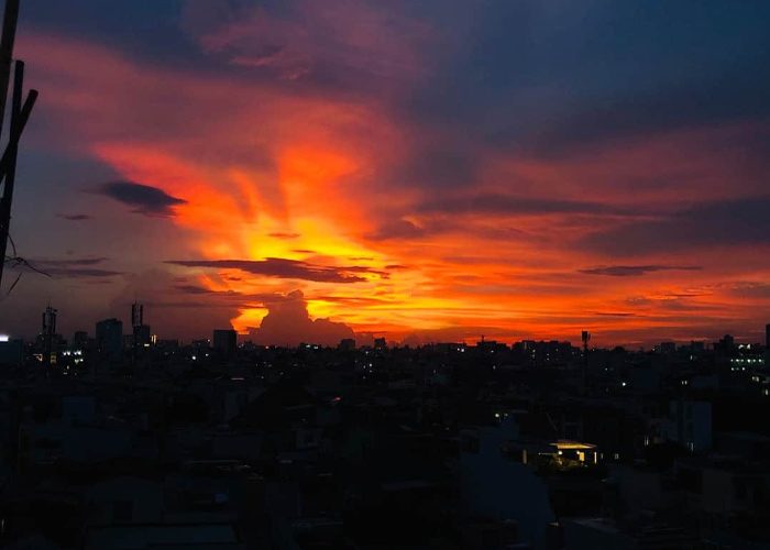 avatar hoàng hôn trên núi