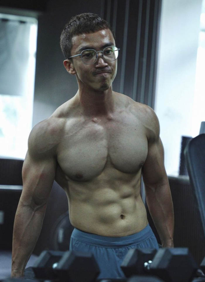 ảnh 6 múi cởi trần