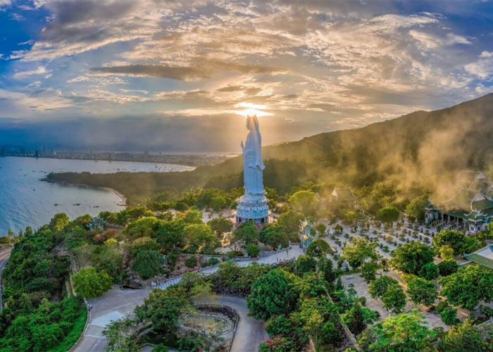 Ảnh Đà Nẵng nhìn từ đỉnh Bà Nà