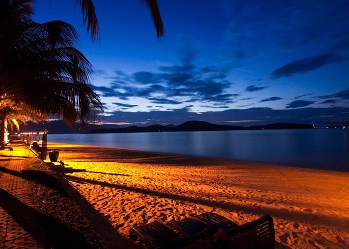 Bãi biển đẹp ở Nha Trang