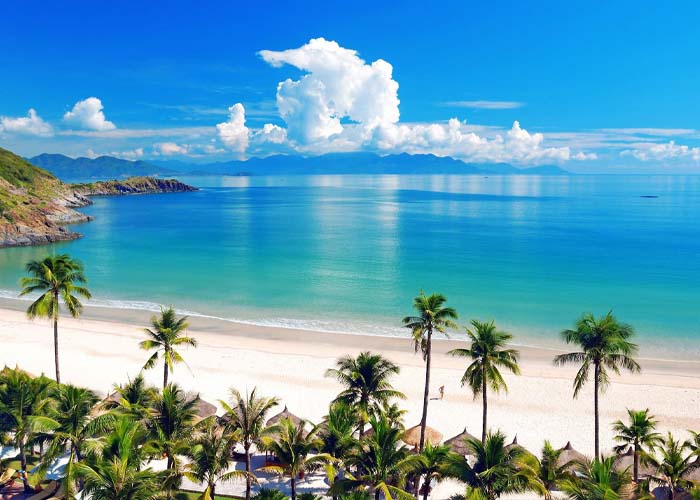Bờ biển đẹp tại Nha Trang