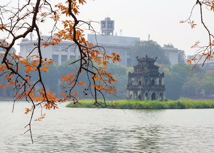 Không gian mùa thu hồ gươm