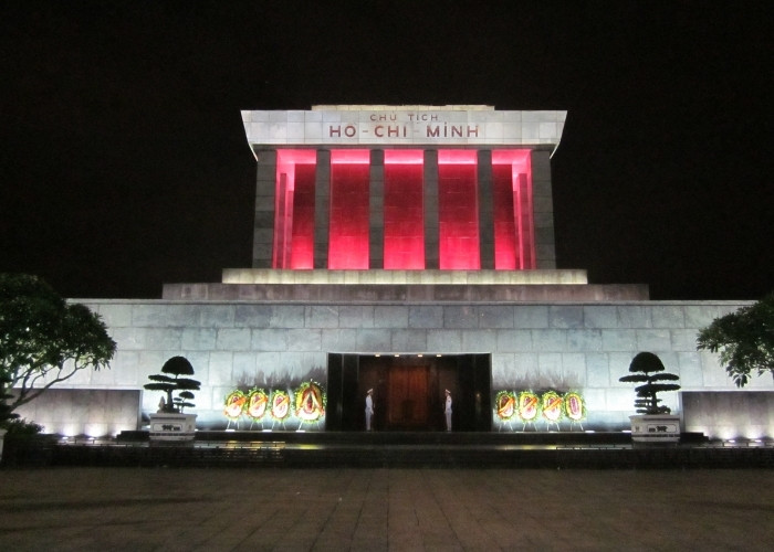 Ảnh lăng Bác Hồ toàn cảnh