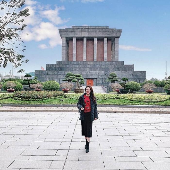 Ảnh check in ở lăng Bác