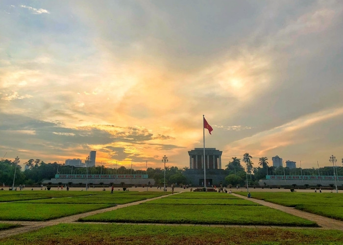 Kiến trúc và cảnh quan xung quanh