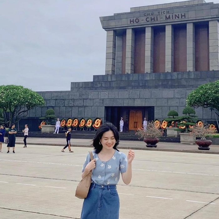 Ảnh check in ở lăng Bác